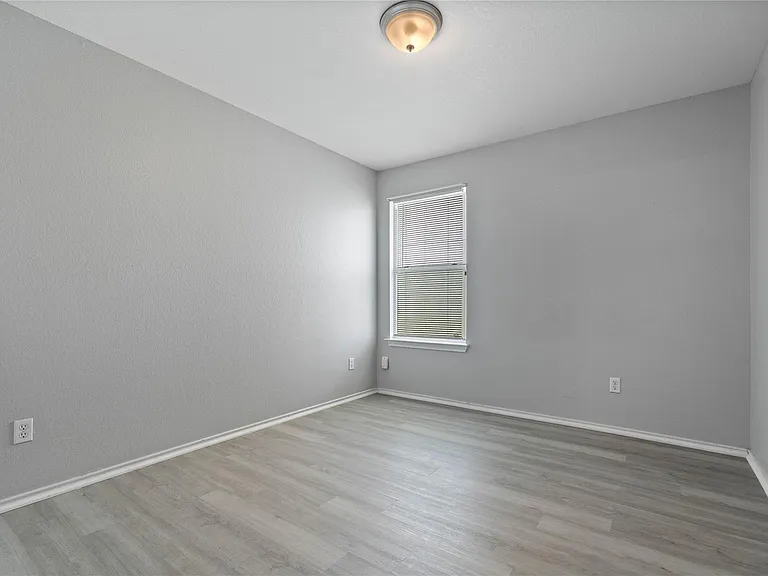 13413 Constellation Dr — Photo 13
