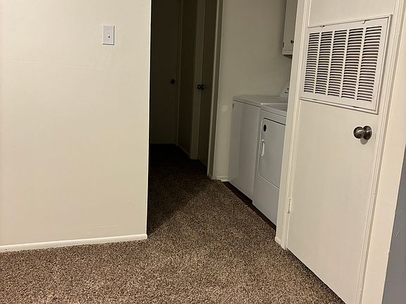 4th image of 301 Warren Dr #905