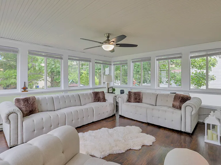 8752 Seabright Dr — Photo 22