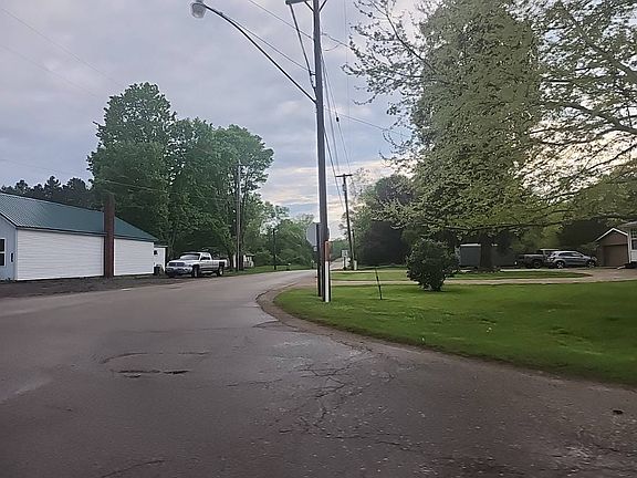 5th image of 4560 Cole Rd