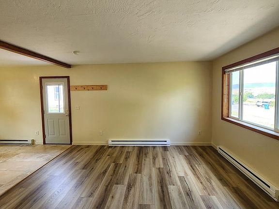 5th image of 505 20th Ave W
