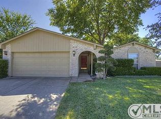 3955 Cypress Wood Ct, Fort Worth, TX 76133
