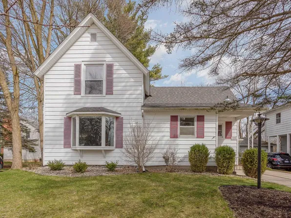 228 Philadelphia Ave, Alma, MI 48801