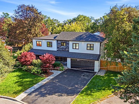 3rd image of 862 Boxworth Pl