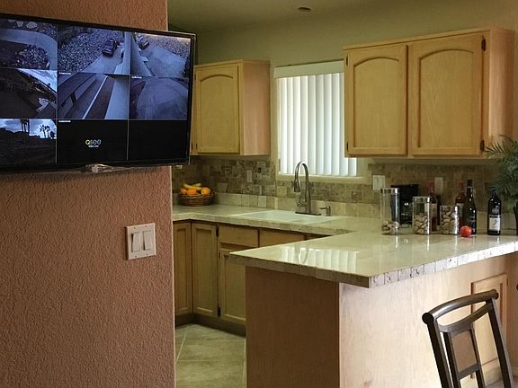 3rd image of 3184 Palo Verde Blvd N