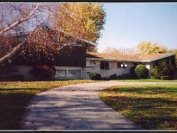 1212 W Riverview Ave, Napoleon, OH 43545