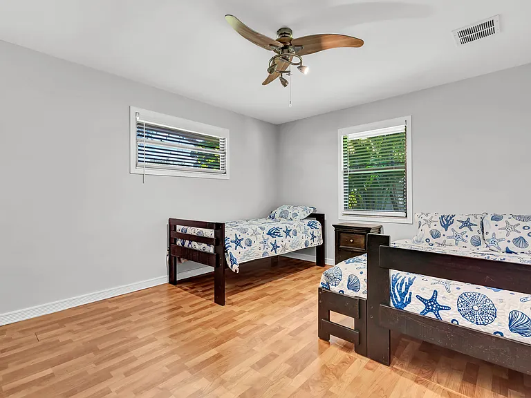 88 Pinehill Trl E — Photo 18