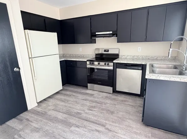 50 W 9th Pl APT 12, Mesa, AZ 85201