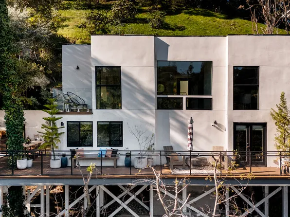 3760 Avenida Del Sol, Studio City, CA 91604