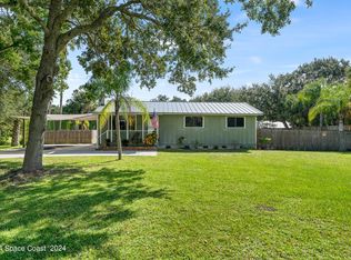 9633 Honeysuckle Dr, Micco, FL 32976