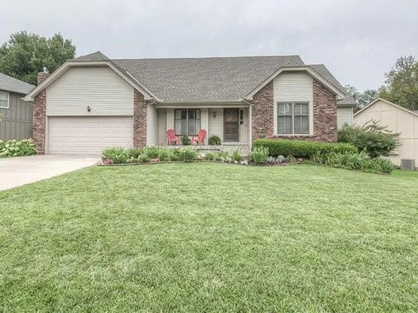 7623 Slater St, Overland Park, KS 66204