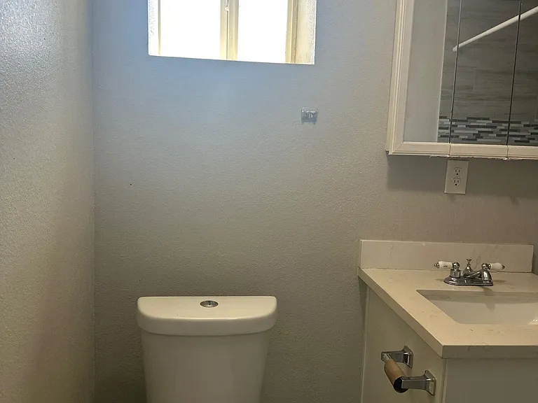 5113 N 17th Ave #2 — Photo 3