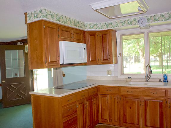 3rd image of 11234 Roberts Rd