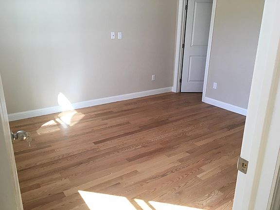 5th image of 2273 Mission St