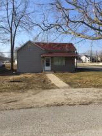 1st image of 415 1st Ave
