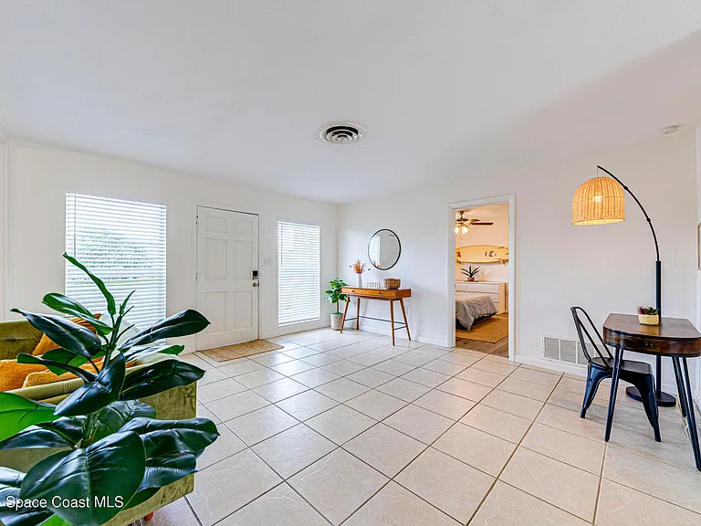 130 Melaleuca Dr — Photo 3