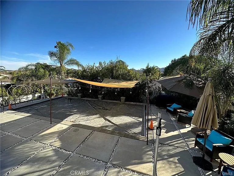 22867 Cove View St #B — Photo 37