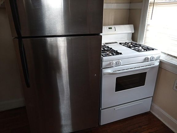 4th image of 6127 Harrison St