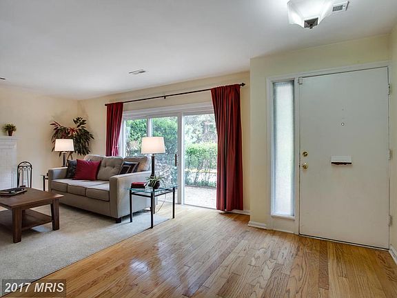 5th image of 3676 Persimmon Cir #0