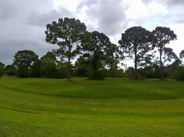 2207 SW Austin Ln, Palm City, FL 34990