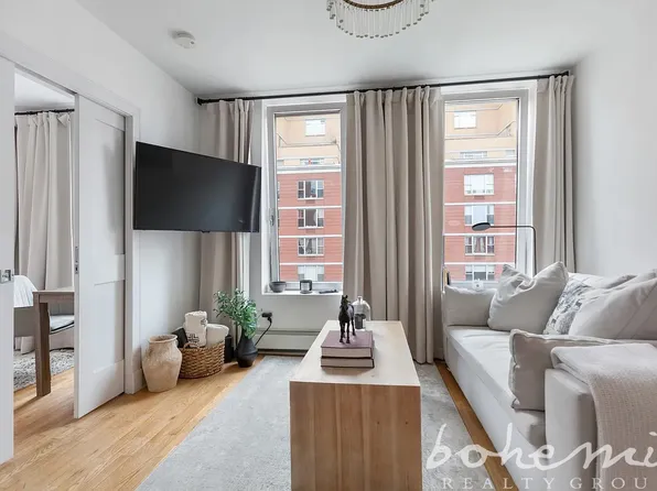 2192 Frederic Douglas Boulevard image 1 of 5