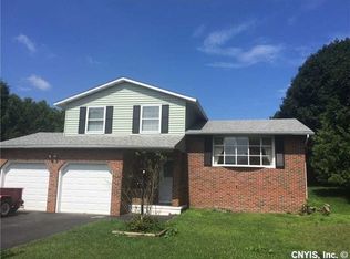 846 Fay Rd, Syracuse, NY 13219