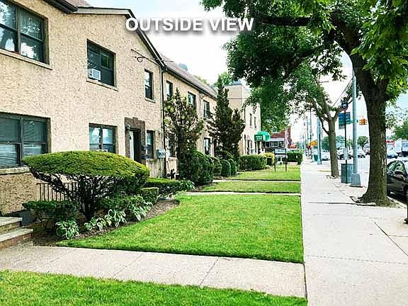 1st image of 25700 Hillside Ave #1
