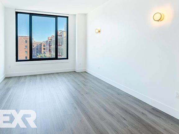 4th image of 210 Clarkson Ave #Penthouse