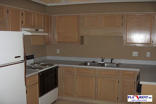 2nd image of 1061 Sugarberry Trl