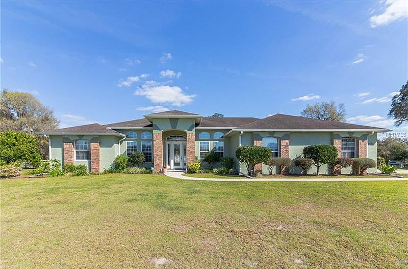 1st image of 3241 Oaklea Dr