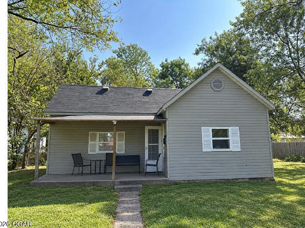 408 S Indiana Ave, Columbus, KS 66725