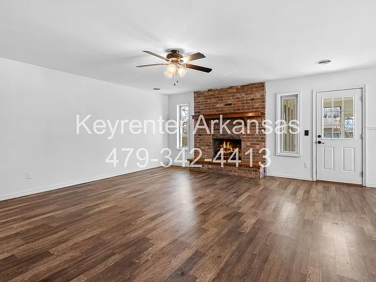 4100 Miller Dr — Photo 5