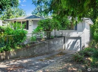 1528 NE 166th St, Shoreline, WA 98155