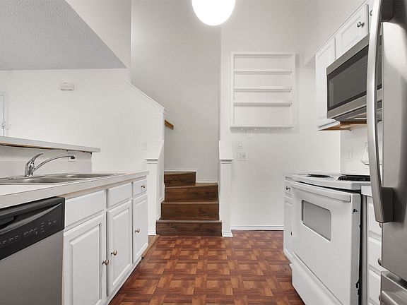 4th image of 13215 Emily Rd APT 2207