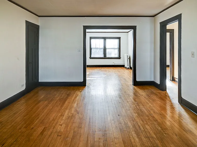 2801 Monroe St — Photo 15