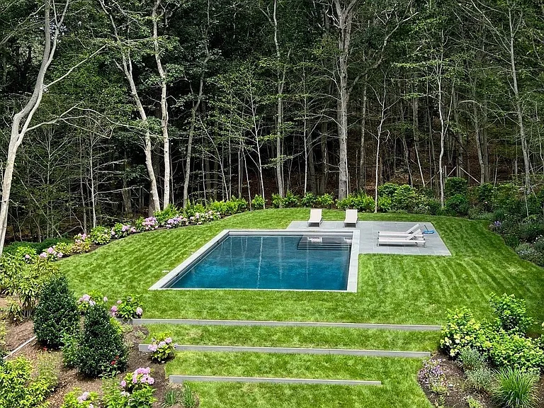 401 Town Ln — Photo 3