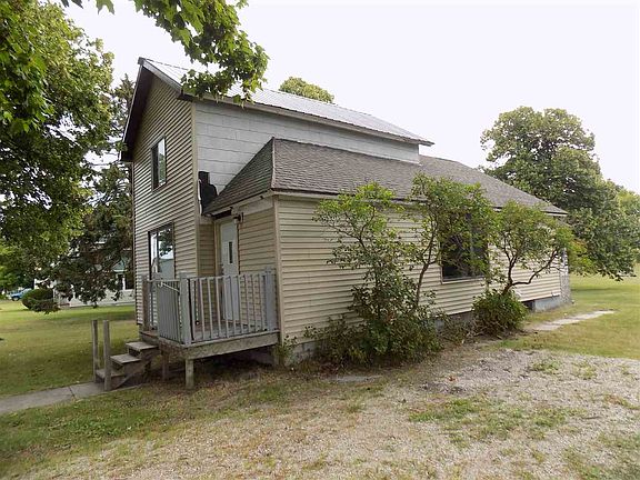 2nd image of 228 N Cedar St