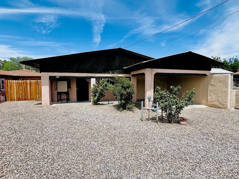 1st image of 200 San Lorenzo Dr