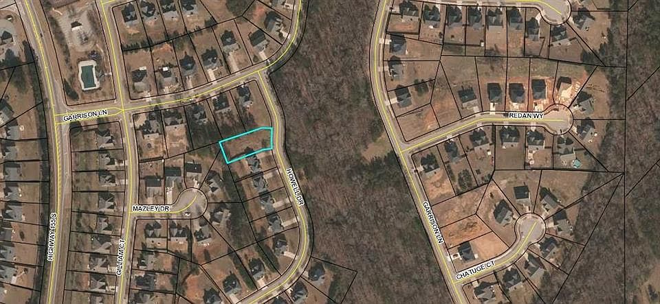 2nd image of 504 Howell Dr