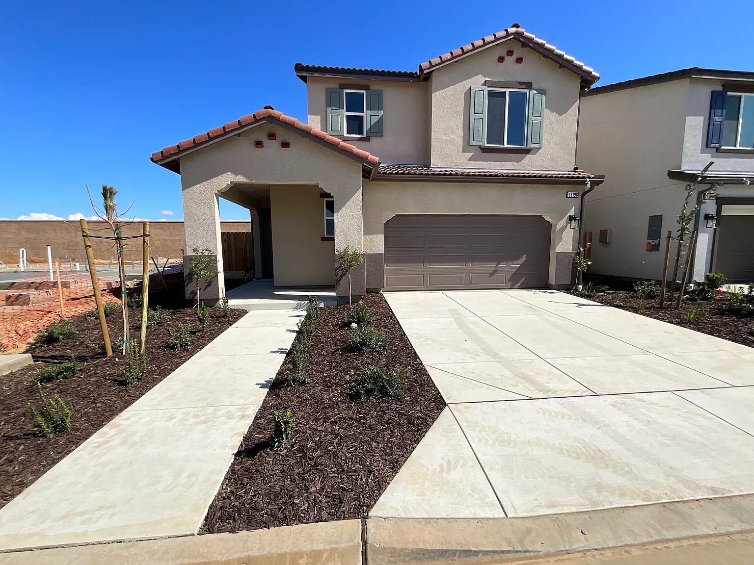 11196 N La Brisa Dr photo 1