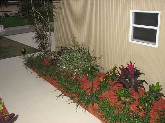 4th image of 6505 NW 72nd Ave