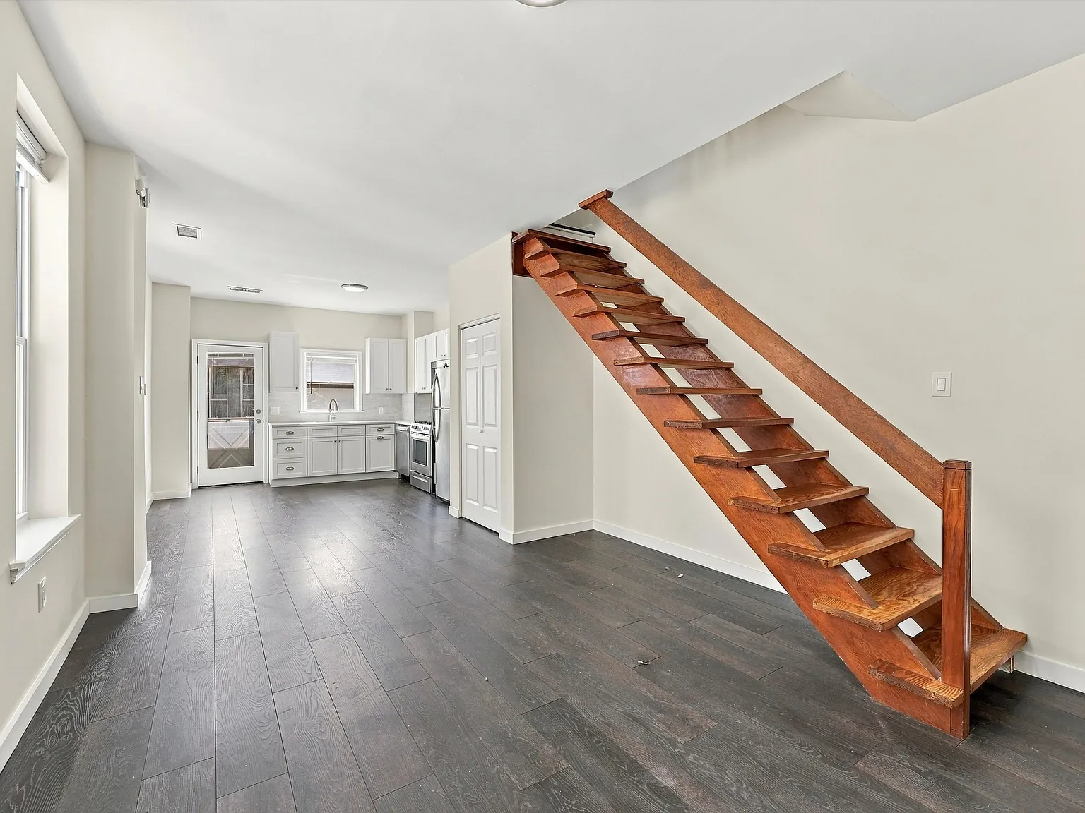 1716 Mount Vernon St Unit 2/3R — Photo 4
