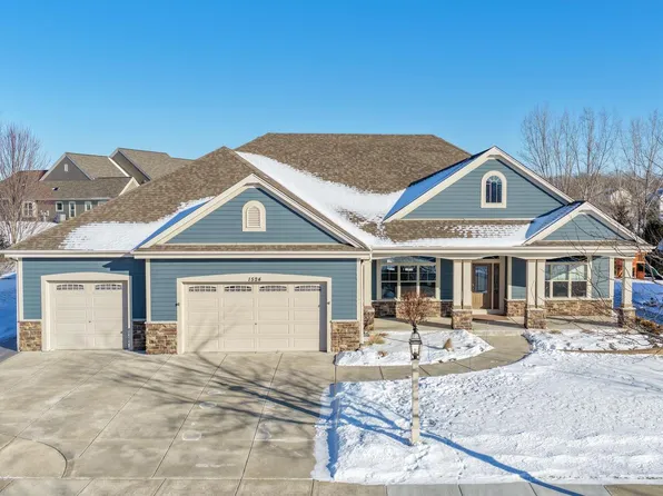 1524 Mohican TRAIL, Waukesha, WI 53189