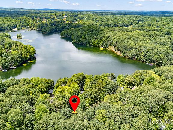 4th image of 11339 Alpine Rd