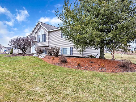 3rd image of 4146 Jesslee Dr