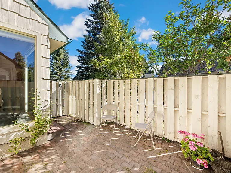 1010 S Saint Vrain Ave #C4 — Photo 11