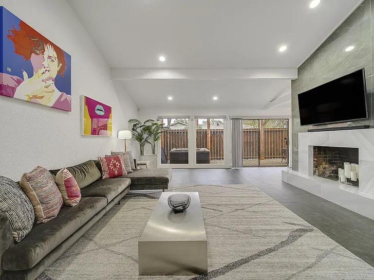 313 Melorine Dr — Photo 12