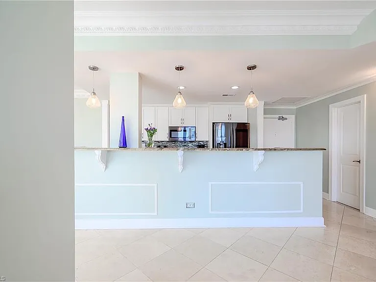 4001 Gulf Shore Blvd N #Penthouse 8 — Photo 27