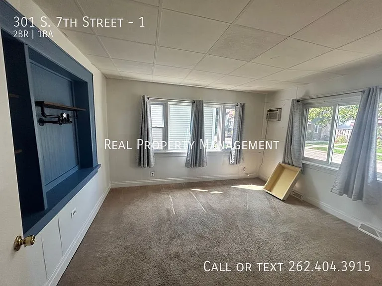 301 S 7th St #1 — Photo 3