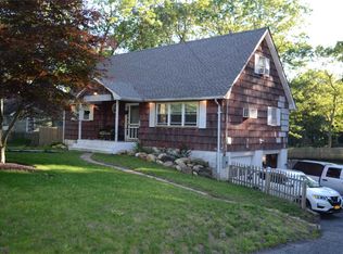 270 Avenue A, Ronkonkoma, NY 11779